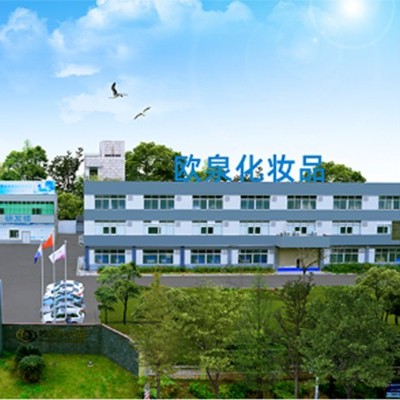 鼻翼嘴角長(cháng)粉刺怎么辦？