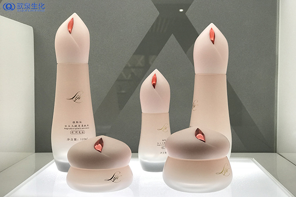 護膚產(chǎn)品合適裝什么包材-歐泉生化